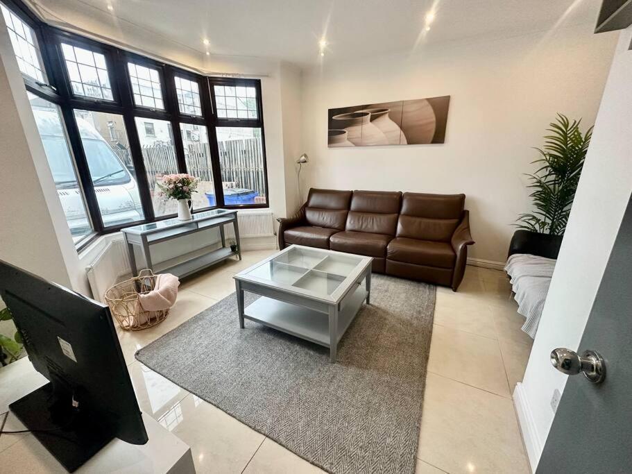 5 Bedroom House Se6 ロンドン エクステリア 写真