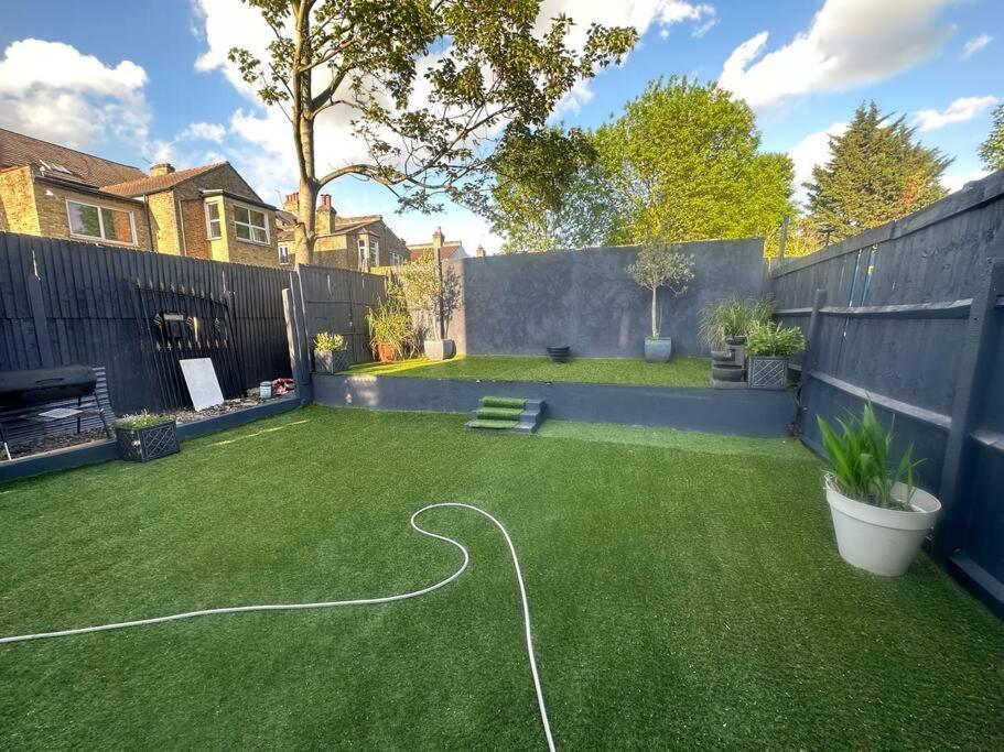5 Bedroom House Se6 ロンドン エクステリア 写真